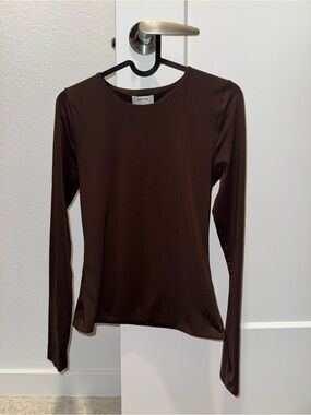 Aritzia Original Contour Splendid Crew Longsleeve rich moca brown